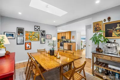 904 N 36th Street, Renton, WA 98056 - Photo 14