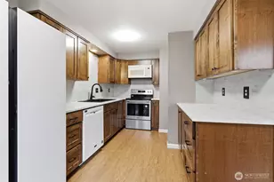 605 SE 121st Ave, Vancouver, WA 98683 - Photo 8