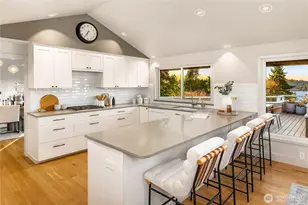 7580 SE 71st St, Mercer Island, WA 98040 - Photo 8