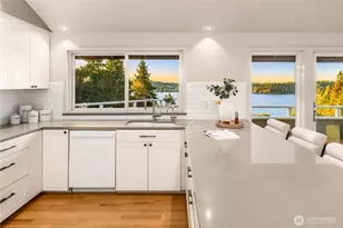 7580 SE 71st St, Mercer Island, WA 98040 - Photo 8