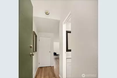 6582 137th Avenue NE #414, Redmond, WA 98052 - Photo 4