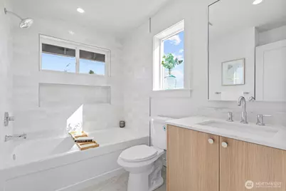 7350 22nd Avenue NW, Seattle, WA 98117 - Photo 20