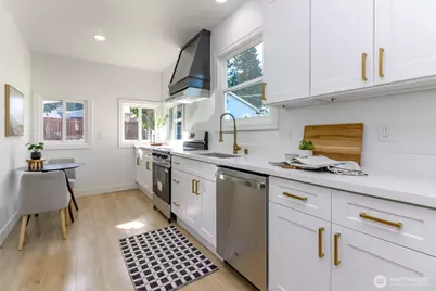 220 E 63rd Street, Tacoma, WA 98404 - Photo 8