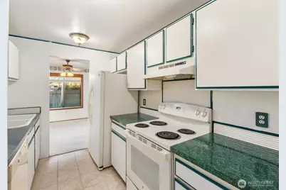 1414 154th Avenue NE #4606, Bellevue, WA 98007 - Photo 4