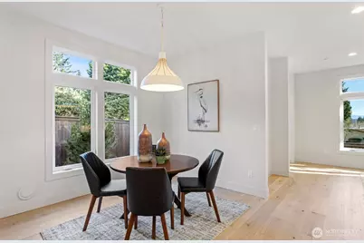 9315 132nd Avenue NE #B, Kirkland, WA 98033 - Photo 12