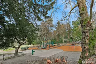 5810 Cowen Pl NE, Seattle, WA 98105 - Photo 28