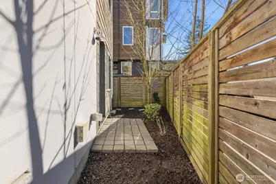 10451 Alderbrook Place NW, Seattle, WA 98177 - Photo 6