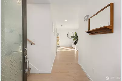 10451 Alderbrook Place NW, Seattle, WA 98177 - Photo 4