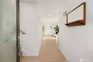 10451 Alderbrook Pl NW, Seattle, WA 98177 - Photo 4