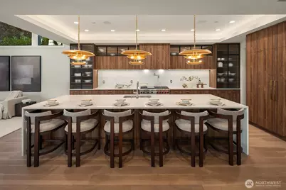 822 91st Avenue NE, Bellevue, WA 98004 - Photo 6