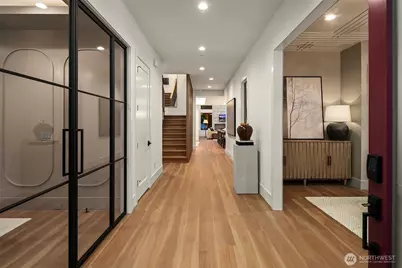 822 91st Avenue NE, Bellevue, WA 98004 - Photo 12