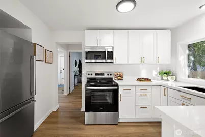 2311 N 88th St, Seattle, WA 98103 - Photo 16