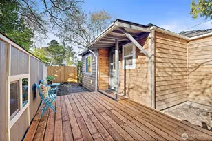 2311 N 88th St, Seattle, WA 98103 - Photo 2