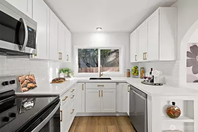 2311 N 88th St, Seattle, WA 98103 - Photo 18