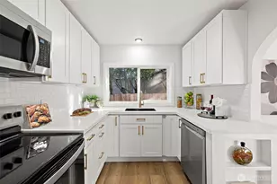 2311 N 88th St, Seattle, WA 98103 - Photo 18