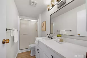 23301 Lakeview Dr, Mountlake Terrace, WA 98043 - Photo 14