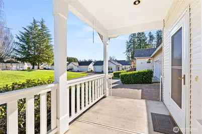 905 Landing Way, Centralia, WA 98531 - Photo 4