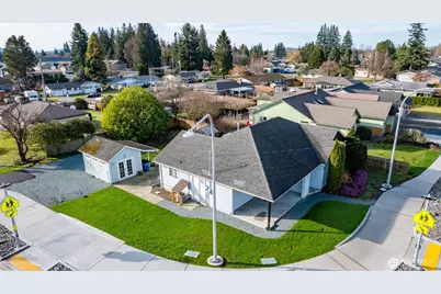 827 John Liner Road, Sedro-Woolley, WA 98284 - Photo 2