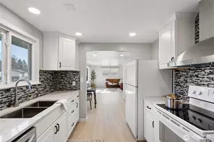 3021 Crane Ave, Bremerton, WA 98310 - Photo 6