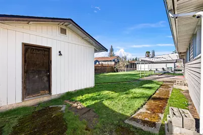 3021 Crane Avenue, Bremerton, WA 98310 - Photo 16