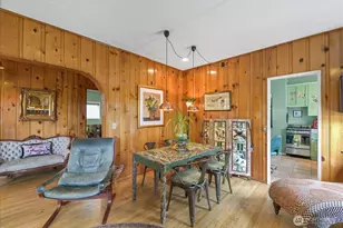 5833 Woodlawn Ave N, Seattle, WA 98103 - Photo 14