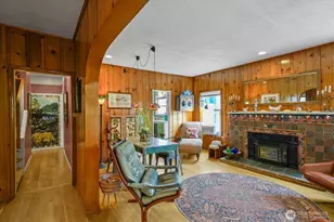 5833 Woodlawn Ave N, Seattle, WA 98103 - Photo 6