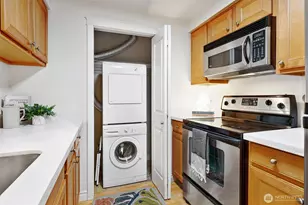 2200 Thorndyke Ave W, Seattle, WA 98199 - Photo 10