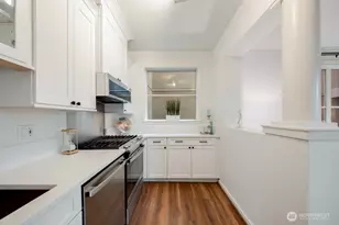 10042 Main St, Bellevue, WA 98004 - Photo 8