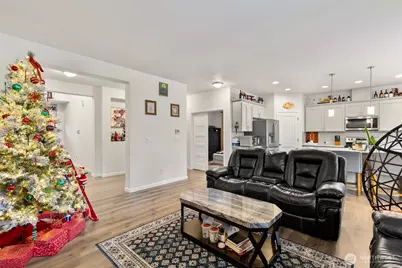 18115 38th Avenue Ct E, Tacoma, WA 98446 - Photo 10