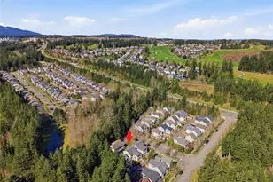 36703 SE Gravenstein Ct, Snoqualmie, WA 98065 - Photo 38