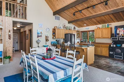 7616 Cypress Way, Anacortes, WA 98221 - Photo 18