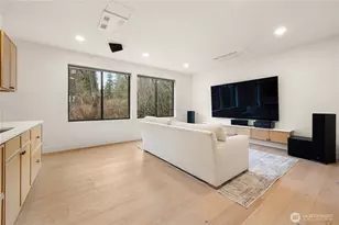 300 SE 208th St, Bothell, WA 98012 - Photo 28