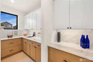 300 SE 208th St, Bothell, WA 98012 - Photo 20