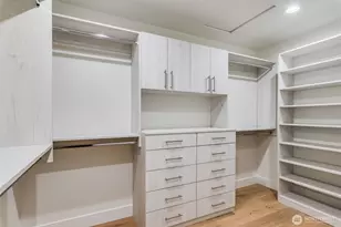 10661 Forbes Creek Dr, Kirkland, WA 98033 - Photo 24