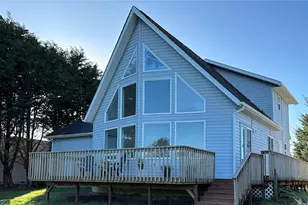 570 Canal Dr NE, Ocean Shores, WA 98569 - Photo 2