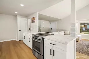 17204 109th Pl SE, Renton, WA 98055 - Photo 12