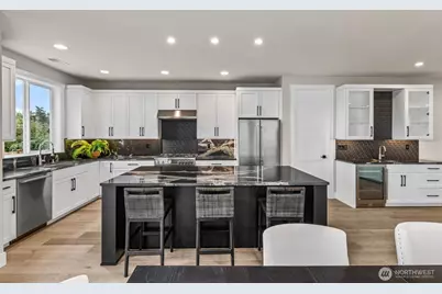 429 Ton-A-Wan-Da Avenue NE, Tacoma, WA 98422 - Photo 8