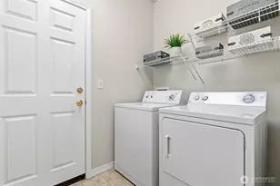 22818 NE 132nd Pl, Redmond, WA 98053 - Photo 24