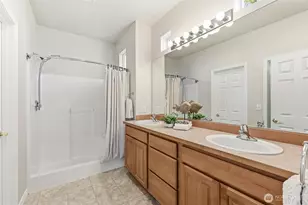 22818 NE 132nd Pl, Redmond, WA 98053 - Photo 16