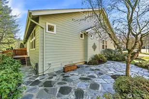 22818 NE 132nd Pl, Redmond, WA 98053 - Photo 32