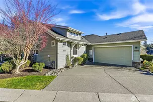22818 NE 132nd Pl, Redmond, WA 98053 - Photo 2