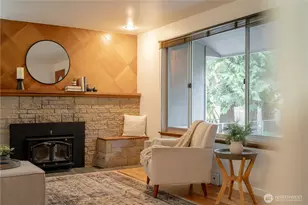 17104 Dayton Ave N, Shoreline, WA 98133 - Photo 4