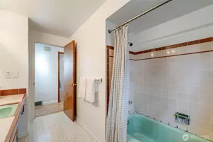 17104 Dayton Ave N, Shoreline, WA 98133 - Photo 20