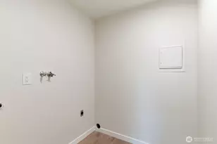 7320 N Skyview Ln, Tacoma, WA 98406 - Photo 18