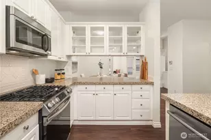 755 NW Juniper St, Issaquah, WA 98027 - Photo 16