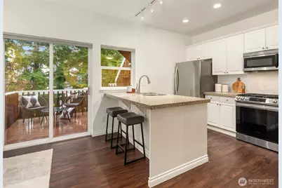 755 NW Juniper Street, Issaquah, WA 98027 - Photo 18