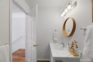 860 2nd Ave NW, Issaquah, WA 98027 - Photo 32