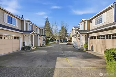 860 2nd Avenue NW #860, Issaquah, WA 98027 - Photo 2