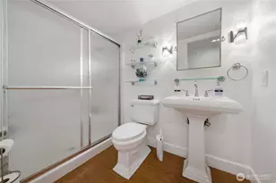 21842 NE 30th Pl, Sammamish, WA 98074 - Photo 14