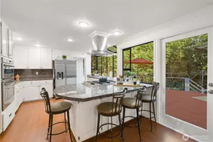 21842 NE 30th Pl, Sammamish, WA 98074 - Photo 16